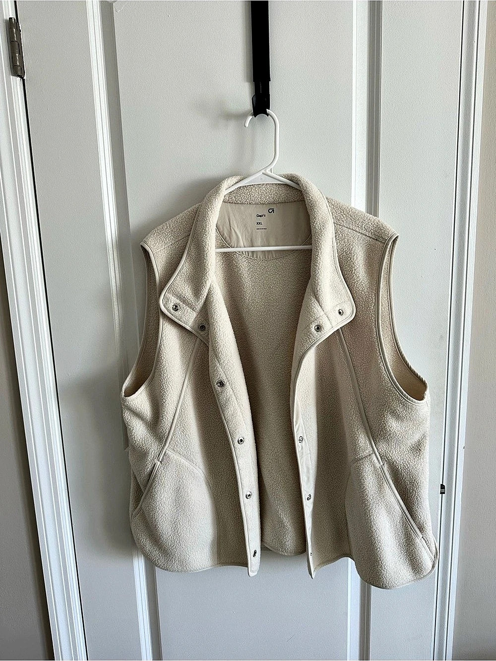 Gap Women's Cream Vest